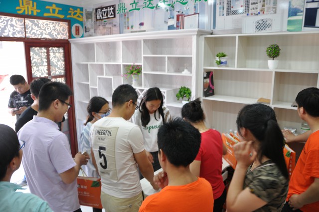 活动火爆场景 活动火爆场景